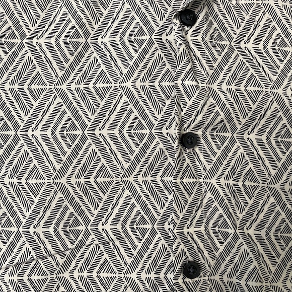 H&M Conscious Collection Shirt - Picture 2 of 4